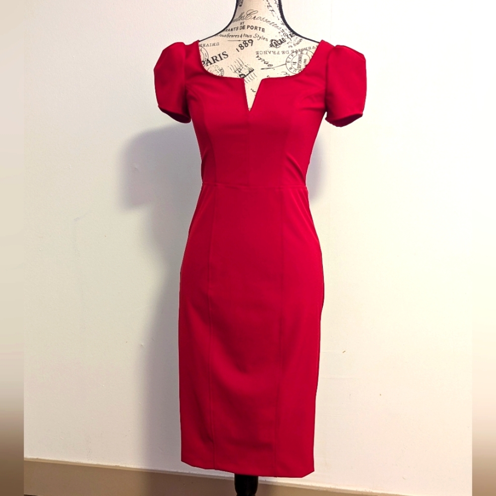 Le Château| NWOT Puffed Sleeve Red Dress